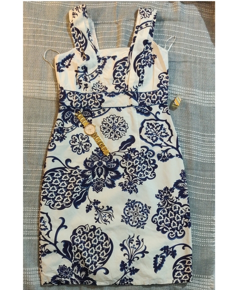 Dresses & Skirts - Chic printed strap